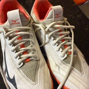 Mizuno Wave Exceed Court Womens Tennis Shoe
  Size 8